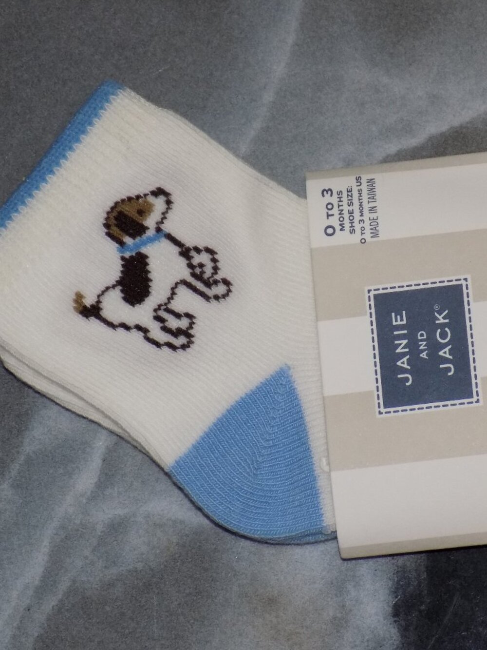 JANIE AND JACK BLUE/WHITE DOG W/COLLAR SOCKS SIZE 0/3 MONTHS NEW